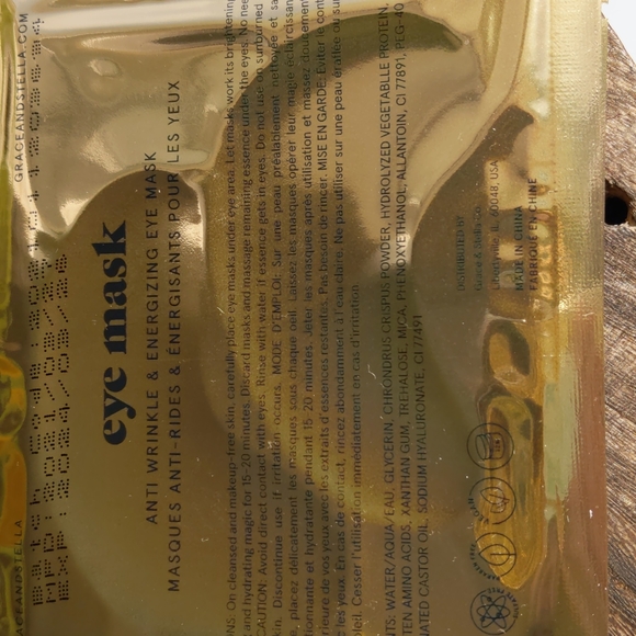 Grace & Stella Eye Masks - Picture 2 of 3